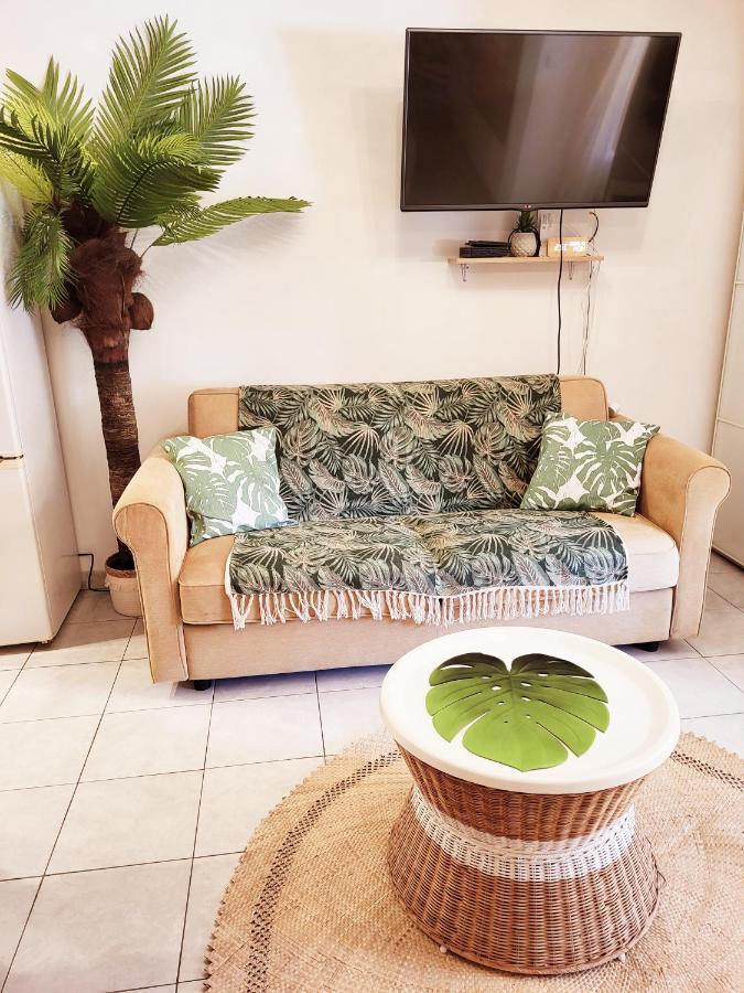 Le Studio Tahiti 4 Pers 600M De La Plage La Faviere Борм-ле-Мімоза Екстер'єр фото